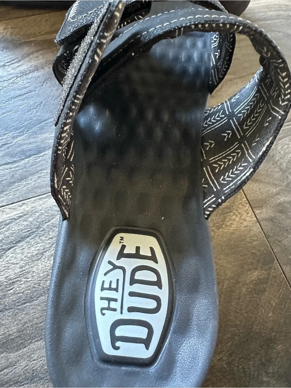 Hey Dude Delray Slide Classic Platform Sandal Double Strap White Whipstich W8